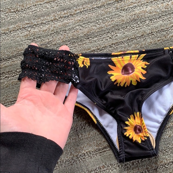 Sunflower bikini bottoms NWOT - Picture 2 of 4